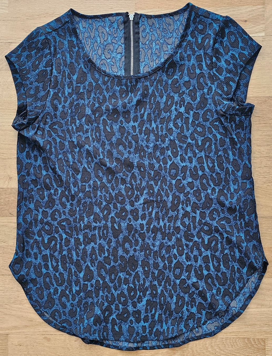 Only T-Shirts: T-Shirt - Only - Taille S/M – Gebraucht aus Court von Jovi2 3