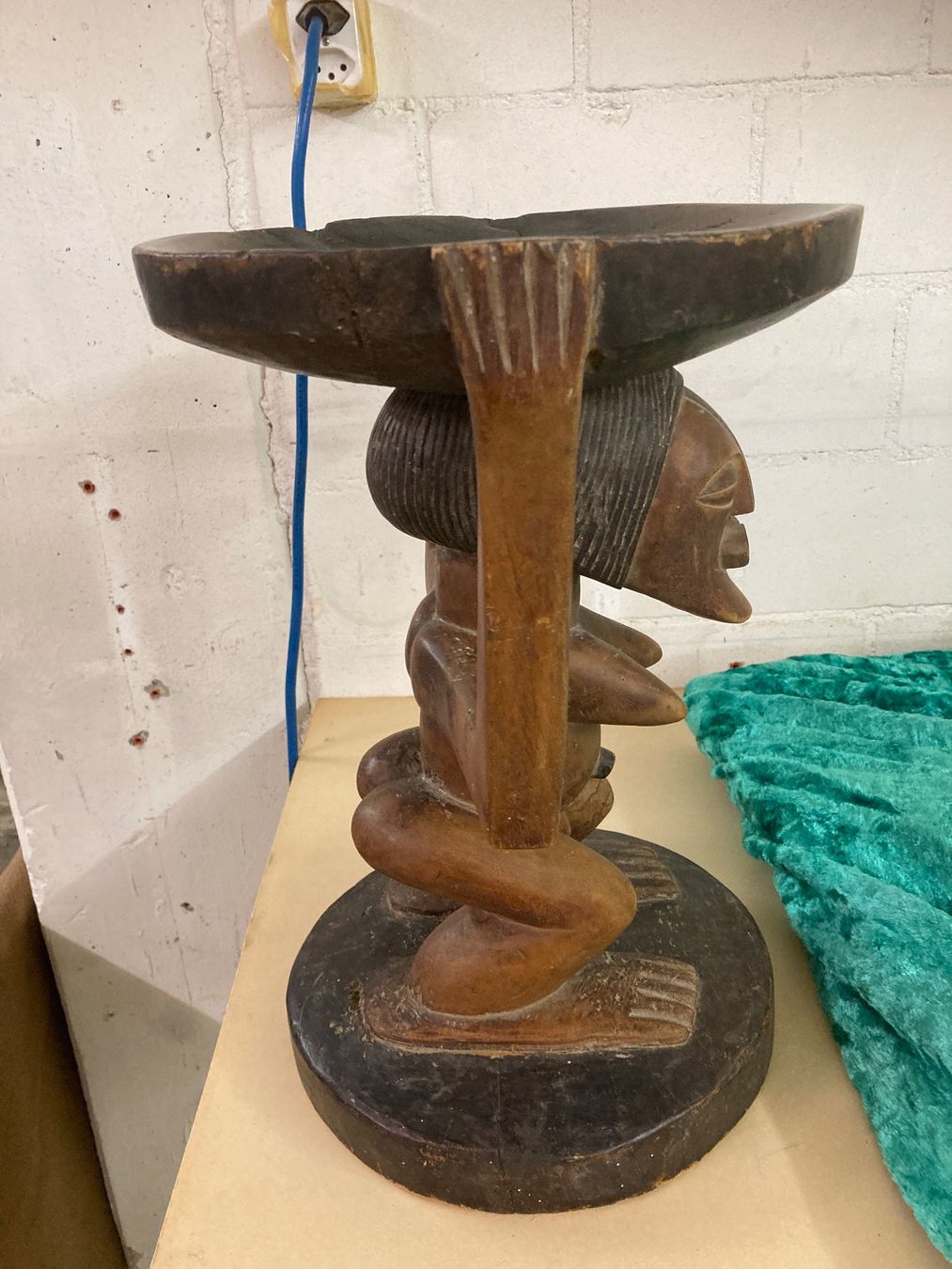 Skulpturen & Statuen: Mutterfigur mit Schale, Kamerun – Gebraucht aus Zürich von Mueschelmau 1