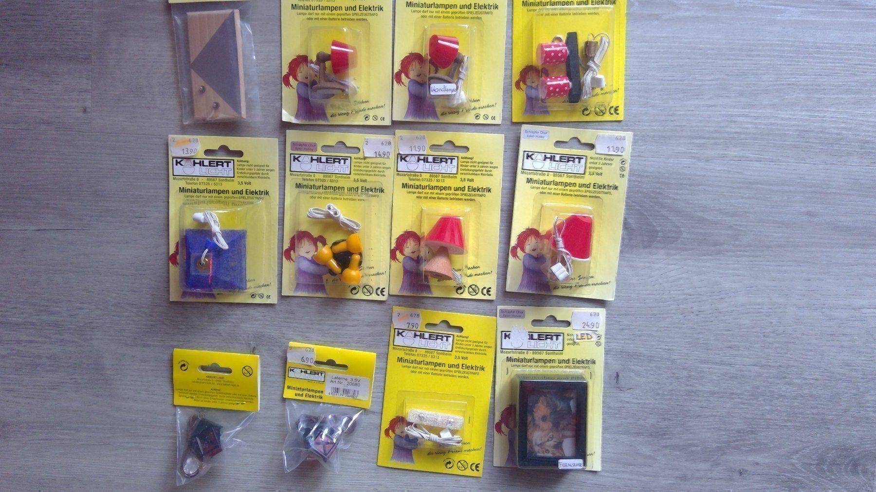 Case e mobili per bambole: Puppenhauslampen – Nuovo e nell'imballaggio originale da Zizers venduto da Zigity