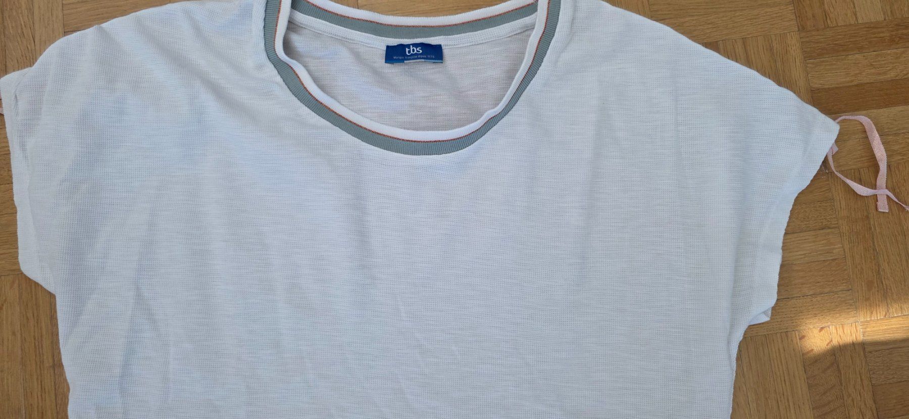 T-shirt: Tshirt Blanc TBS – Usato da Yverdon-les-Bains venduto da van_dq65