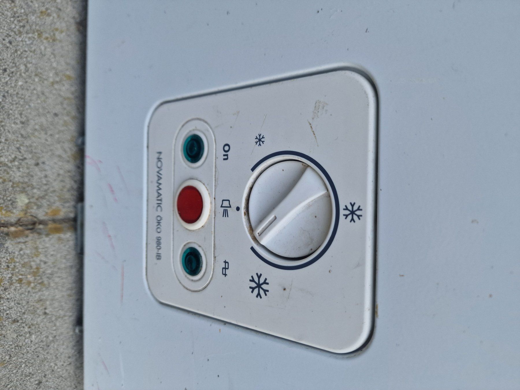 Congelatori: Gefrierschrank ❄️ – Usato da triesenberg venduto da Hosman1 3
