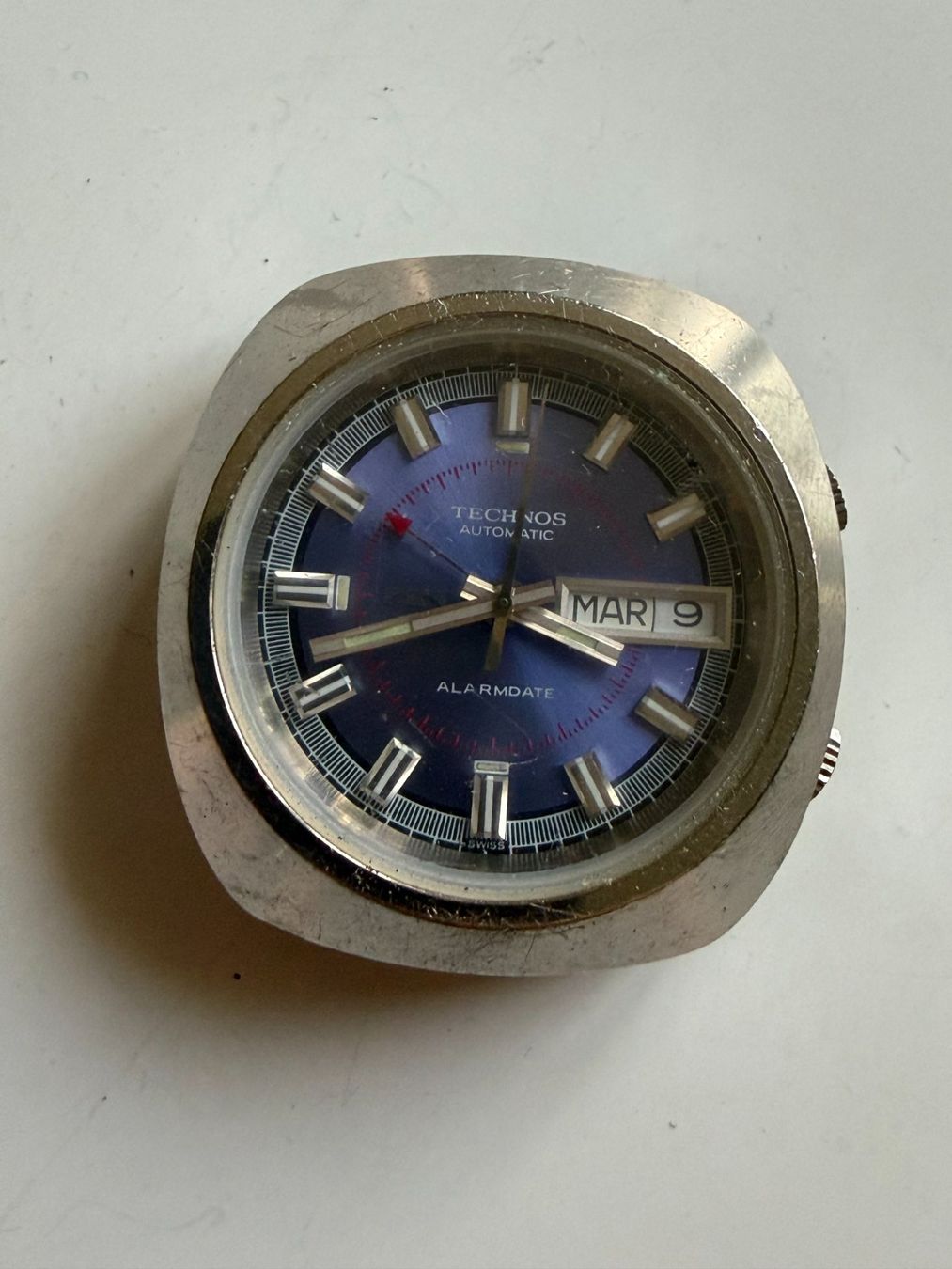 Uhren: Techns Automatic Alarmdate – Gebraucht aus Worblaufen von chronyves