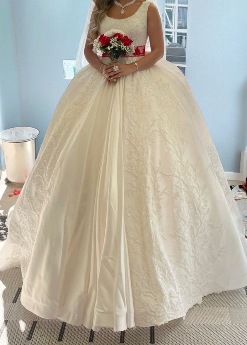 Vestiti: Brautkleid – Nuovo (secondo la descrizione) da Wohlen AG venduto da Arti22
