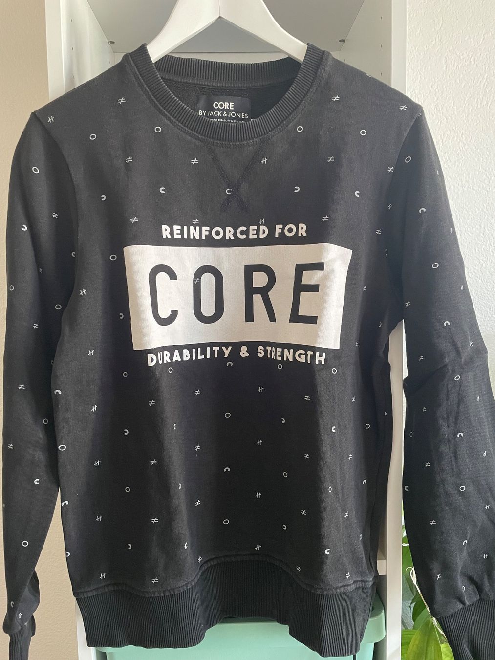 Jack & Jones Pullover & Sweatshirts: JACK & JONES PULLOVER - SCHWARZ - GRÖSSE S - (AL) – Gebraucht aus Buchs AG von fischli610