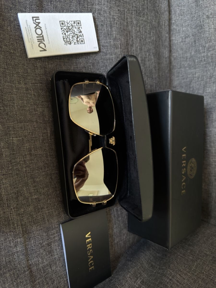 Versace Occhiali & Lenti: Versace Sunglasses gold aviator mirror lenses with box – Usato da Zürich venduto da X.serch 3