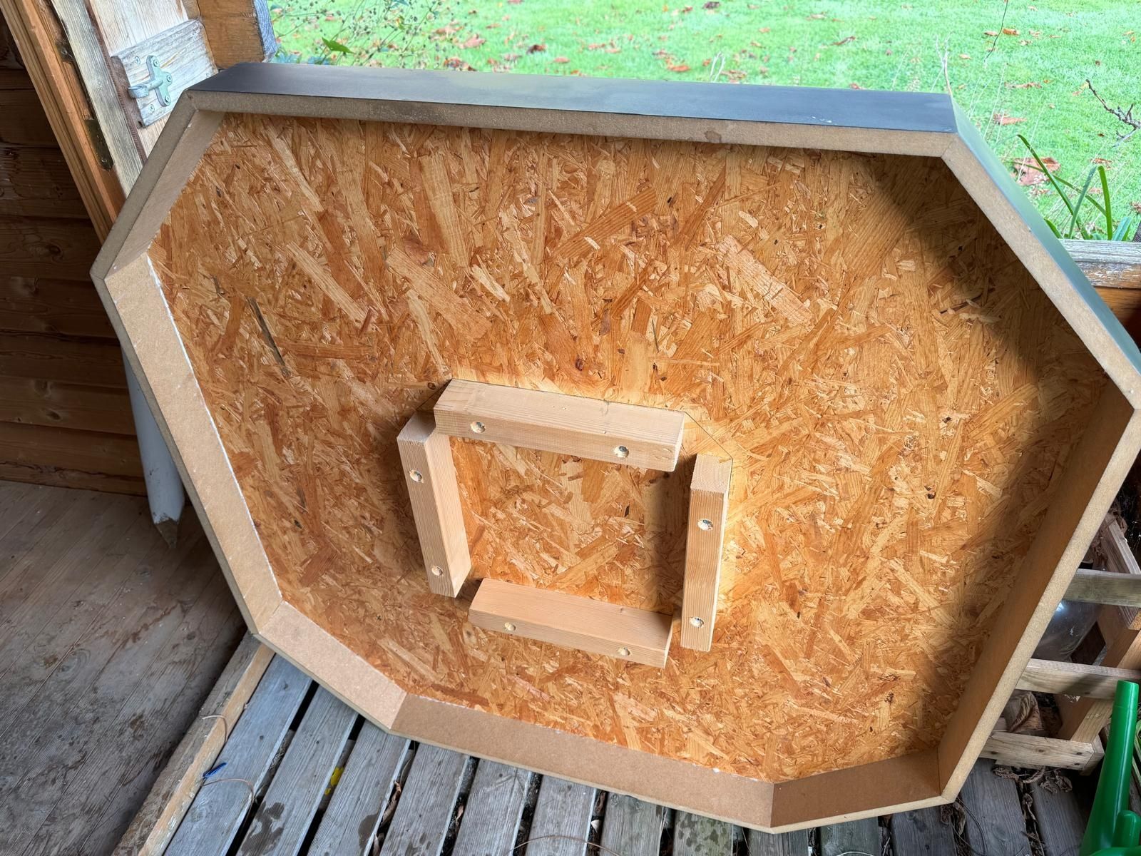 Tables: Achteckiger Gartentisch knallig bunt – D'occasion à Frümsen par Milka11 4