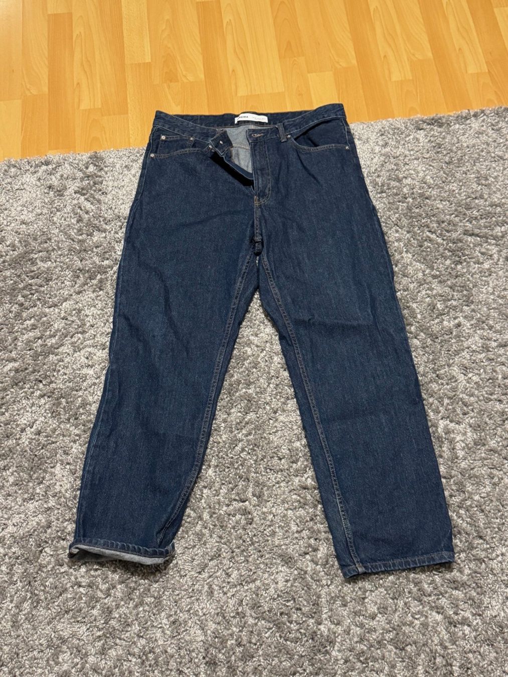 Bershka Jeans: Jeans Sale Bershka – Usato da Neuenhof venduto da H.mot