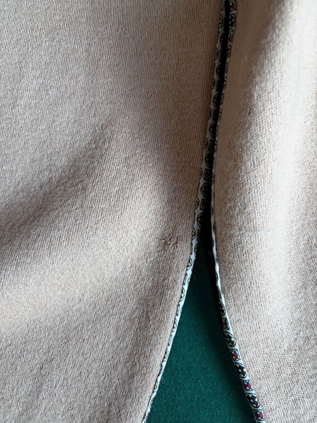 Foulard & Sciarpe: Eleganter doppelseitiger Schal  / Seide + Schurwolle/ – Usato da Interlaken venduto da Bona55 9