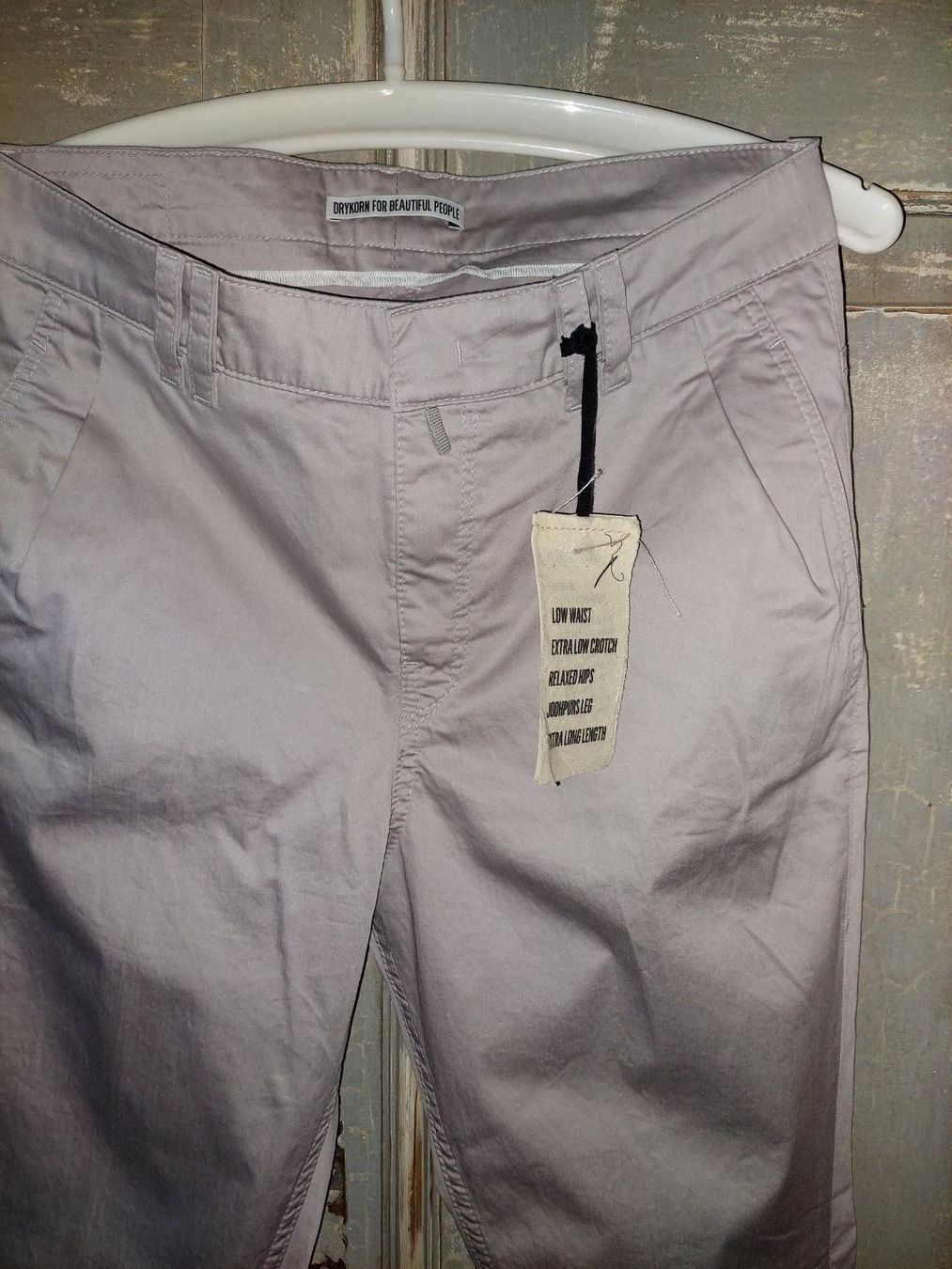 Drykorn Jeans: Drykorn . Dangle low relaxed jodhpurs extra silber 27/34 – Nuovo e nell'imballaggio originale da Besenbüren venduto da teluride89 2