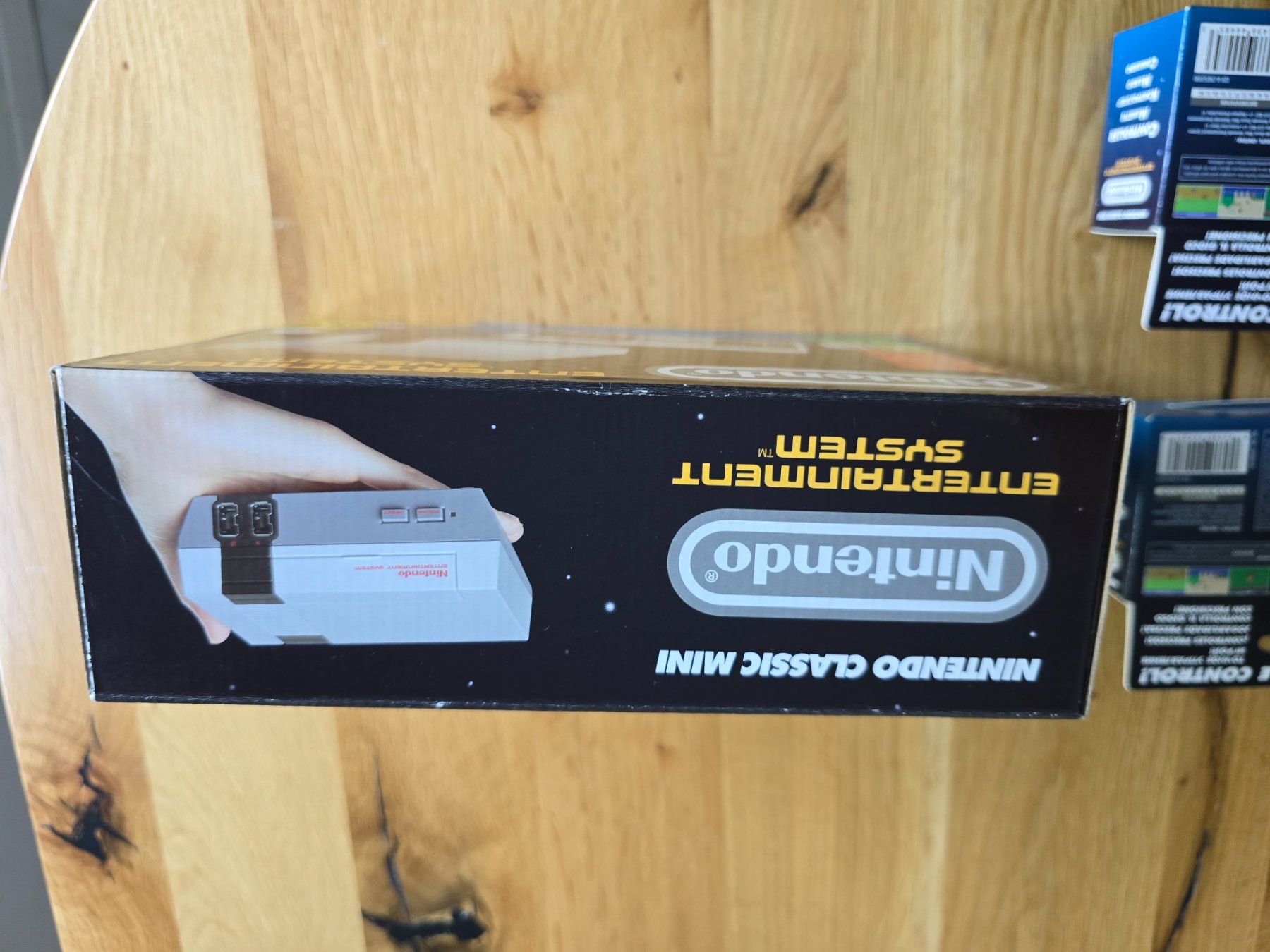 Nintendo Konsolen: Nintendo Classic Mini mit 2 Controller/NEU – Neu und originalverpackt aus Sursee von Elian91 4