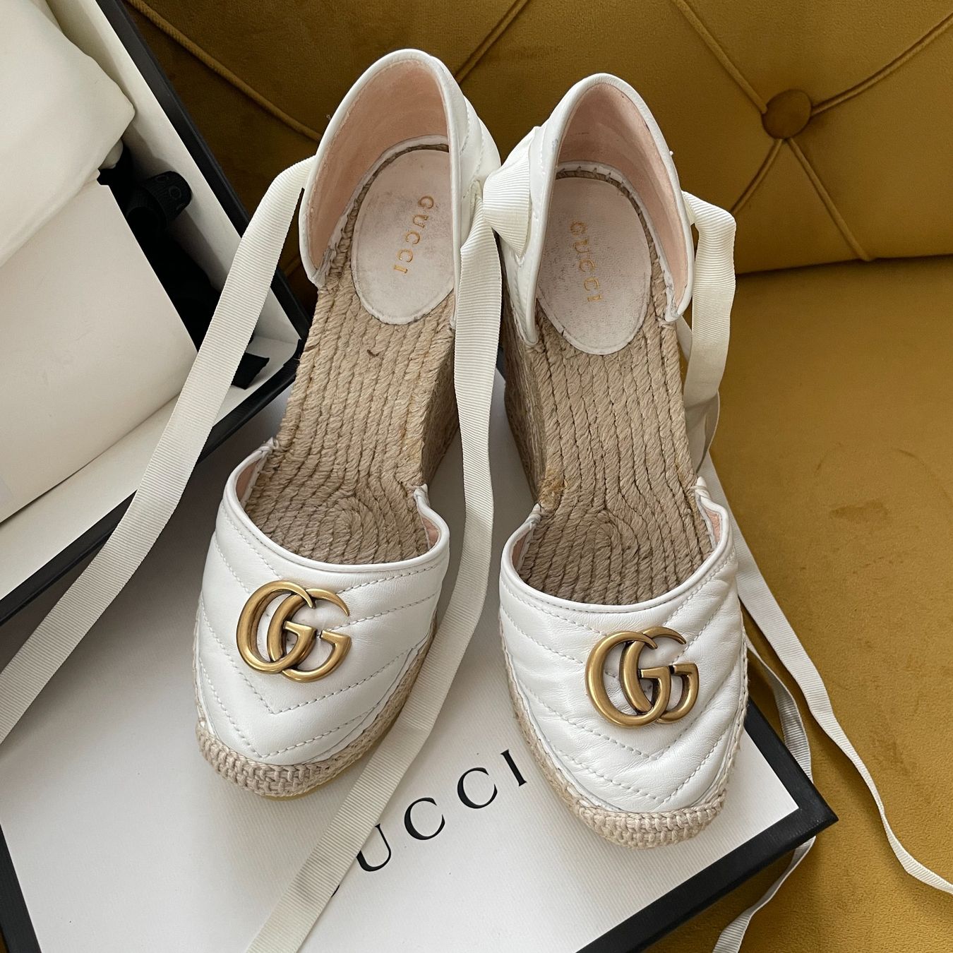 Scarpe da donna: Gucci Plattform Leder Espadrilles – Usato da Dagmersellen venduto da sheli17 1
