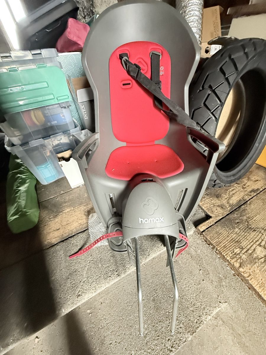 Stühle: Chaise de enfant pour vélo  – Gebraucht aus Cousset von Andre93mendes