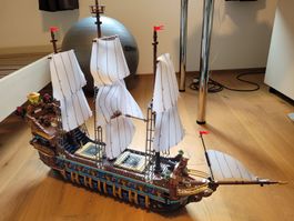 The Sun, Schiff Royal Navy