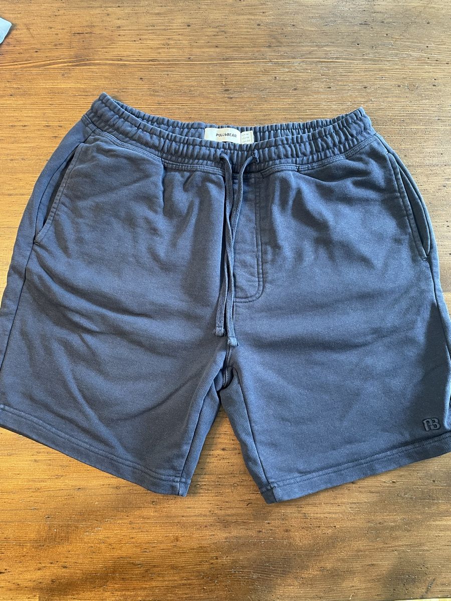 Pull&Bear Pantaloni: Pull&Bear Shorts Grösse M, Dunkelblau – Usato da Zürich venduto da Melni