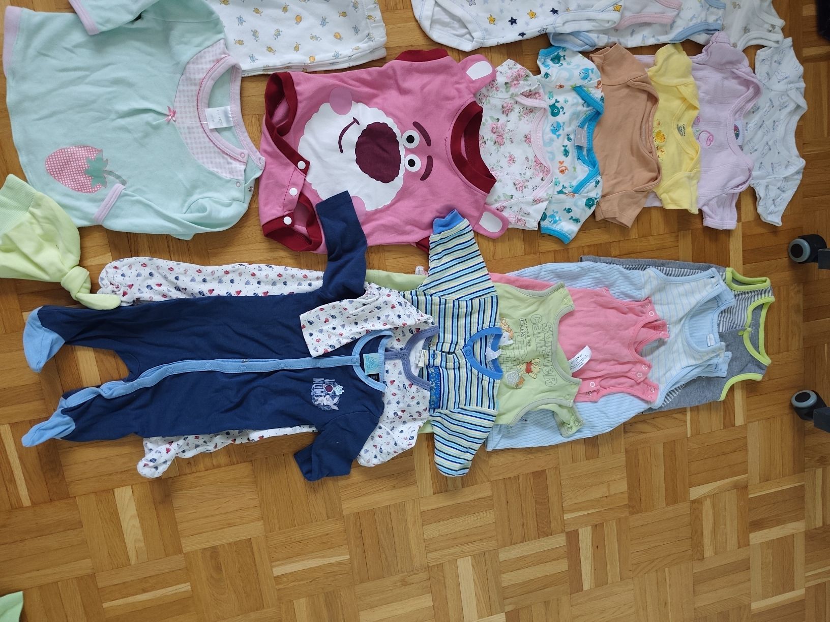Lotti & Set di vestiti: Babykleiderpaket 50 56 – Usato da Muttenz venduto da Hermesvonthan 3