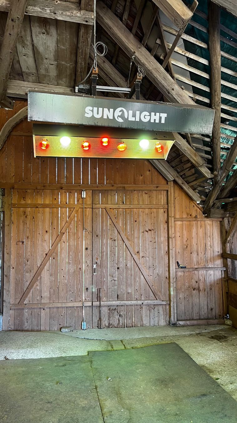 Solarium: Pferde-Solarium – Usato da Neuenegg venduto da Stonewell 1