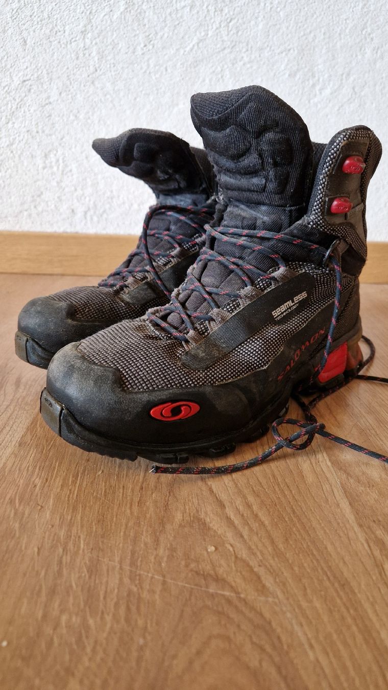 Salomon Scarpe da donna: Salomon Wanderschuhe, Gr. 39 1/3 – Usato da Kandersteg venduto da Nazca01