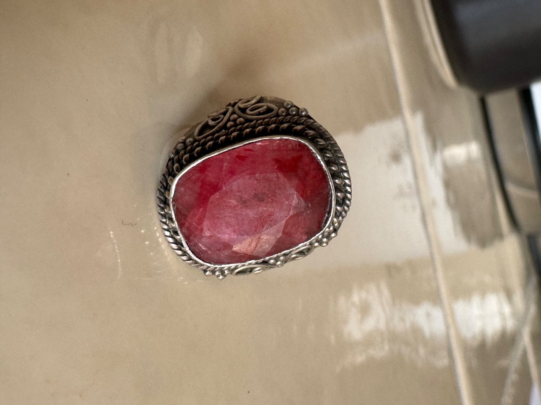 Anelli: Bague chevalière argent et rubis – Usato da Lausanne venduto da vik_8cdj 1