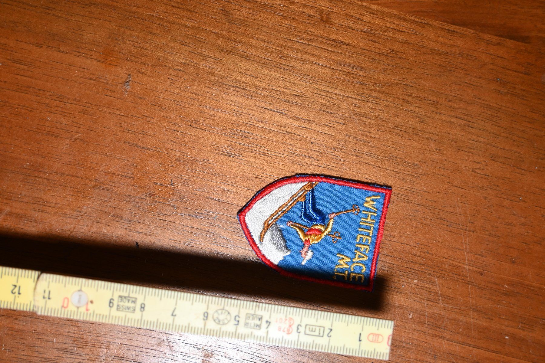 Toppe: VINTAGE Badge WHITEFACE M.T. klein – Usato da Pfaffhausen venduto da mono_rec 4