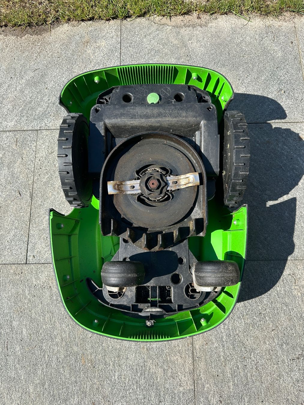 Viking Tagliaerba: Mähroboter - VIKING iMow MI 422 P – Usato da Remetschwil venduto da reb_58p9 1