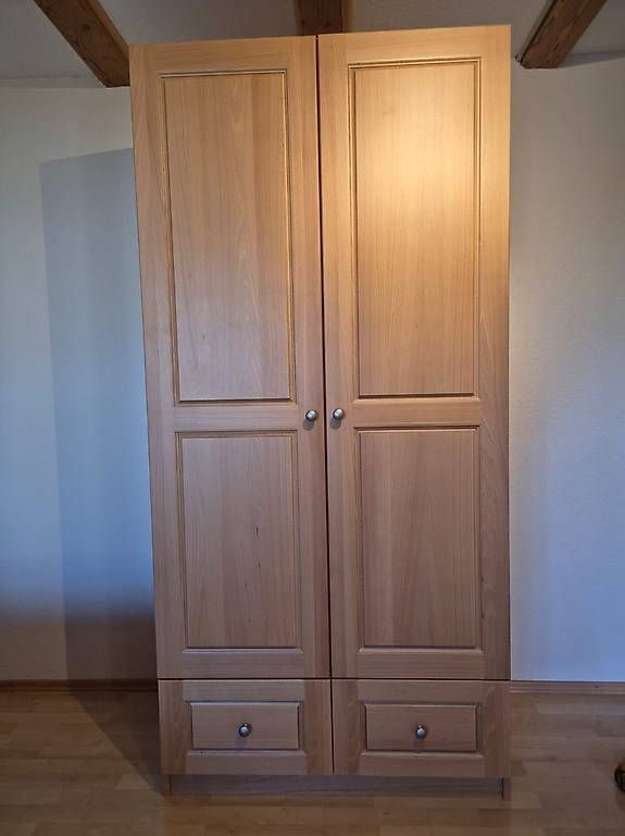 Armadi: Schrank – Usato da Schmitten FR venduto da chris9992