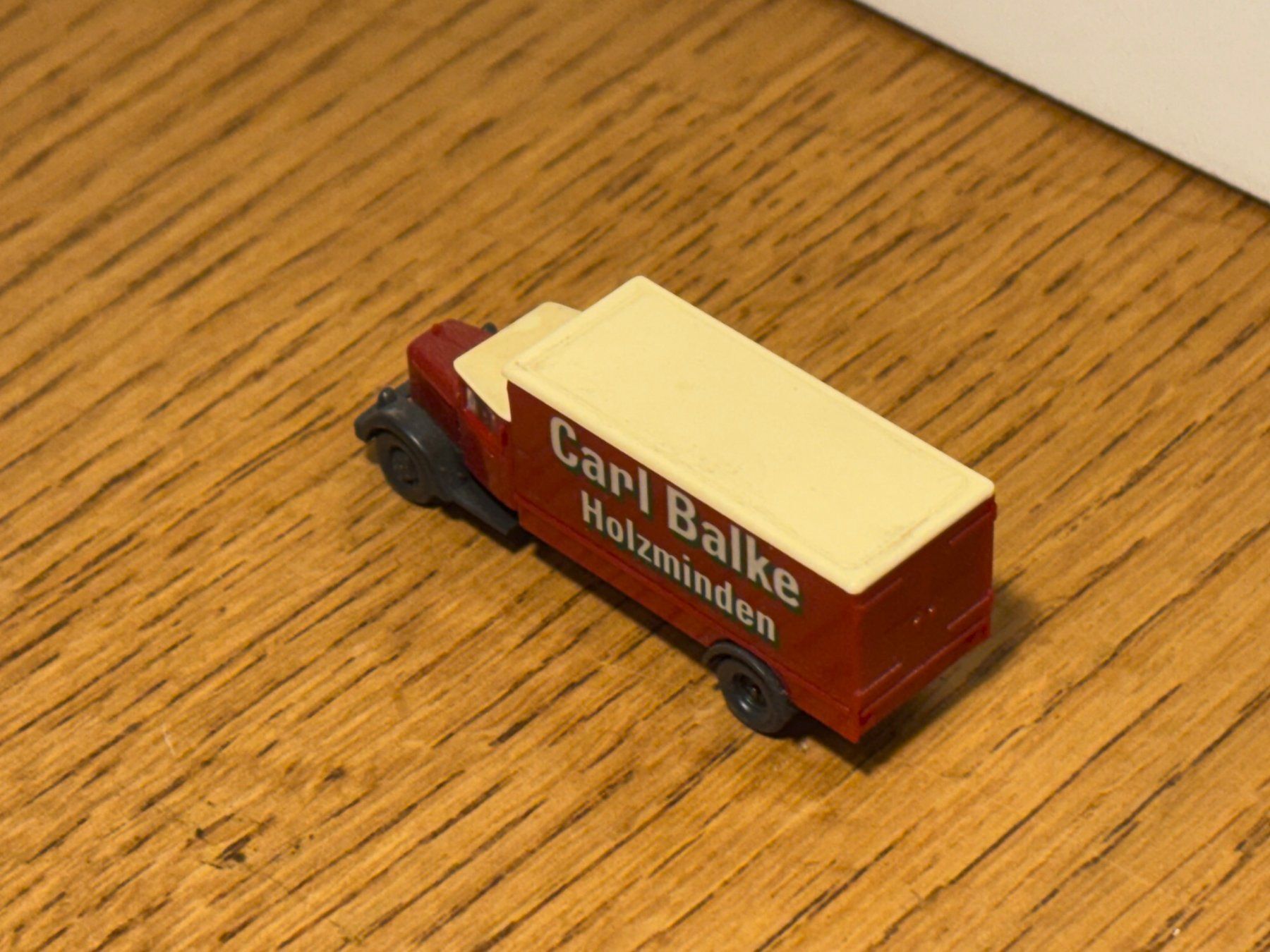 Modelleisenbahnen: M1422: Oldtimer Lastwagen (Spur N) – Gebraucht aus Birsfelden von Birs_25 2