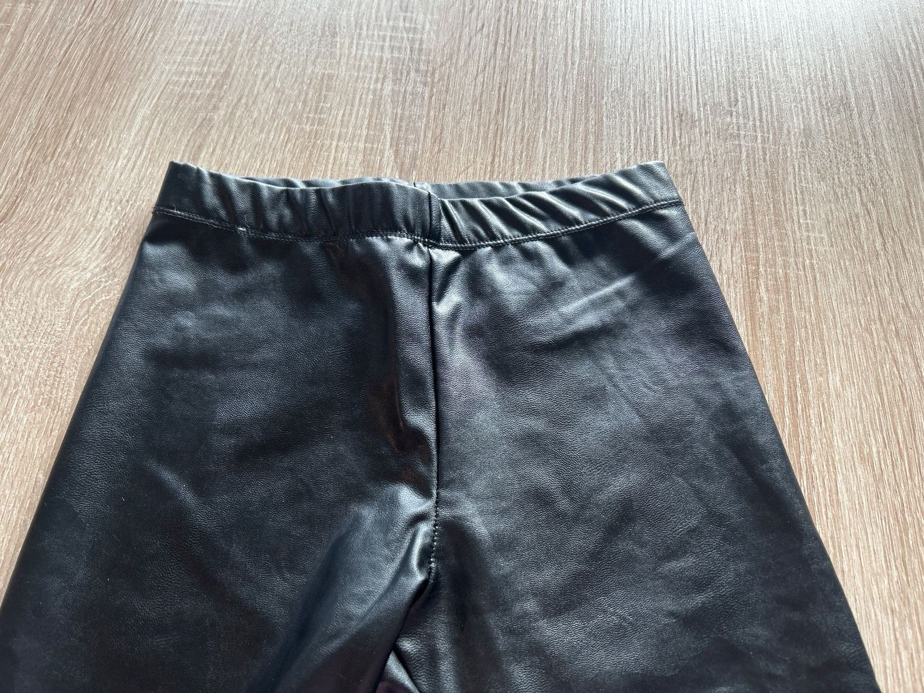 H&M Strumpfhosen & Leggings: Leggings schwarz von H&M Gr.140 – Gebraucht aus Brunnen von Nala2929 3