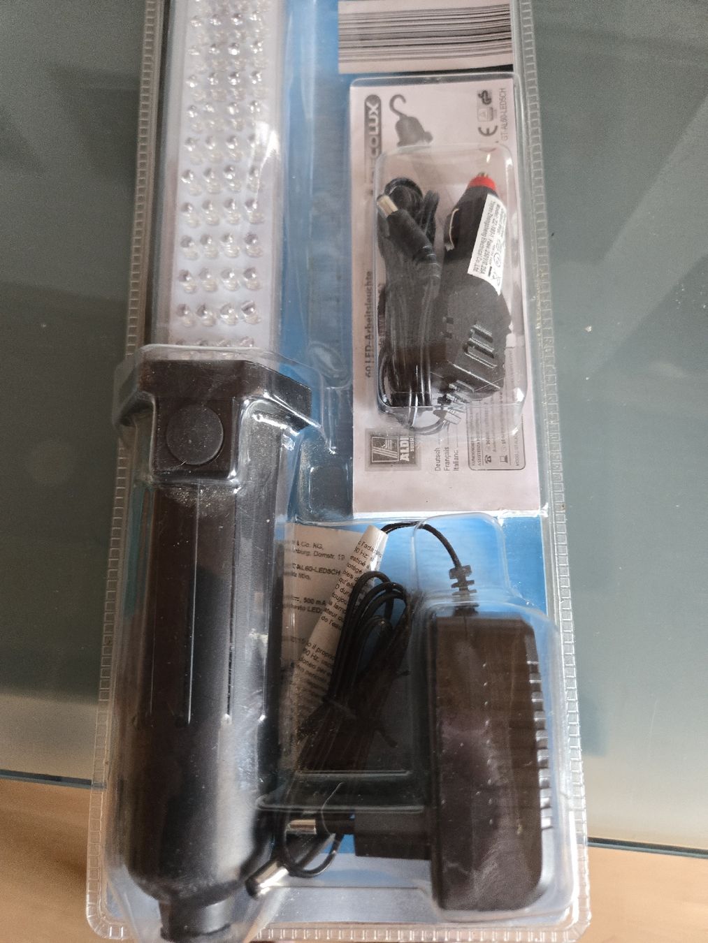 Alle Werkzeuge: VOECOLUX 60 LED Arbeitsleuchte mit Netzteil neu – Neu und originalverpackt aus Grünenmatt von Brauni2 1