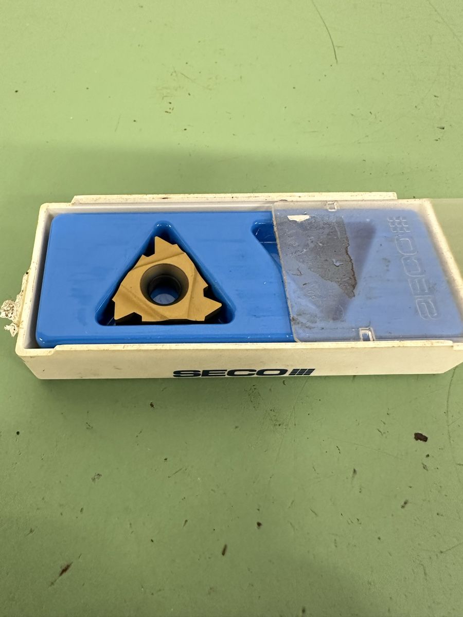 Tous les outils: Seco Dreheinsatz, Gewindesteigung : 5 mm.  – Neuf (Voir description) à Aarberg par SNMachines 1
