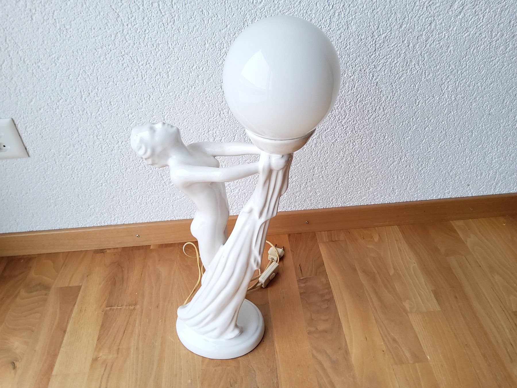 Lampen: Superbe lampe de table style Art Déco  – Gebraucht aus Malleray von Broc-Mo