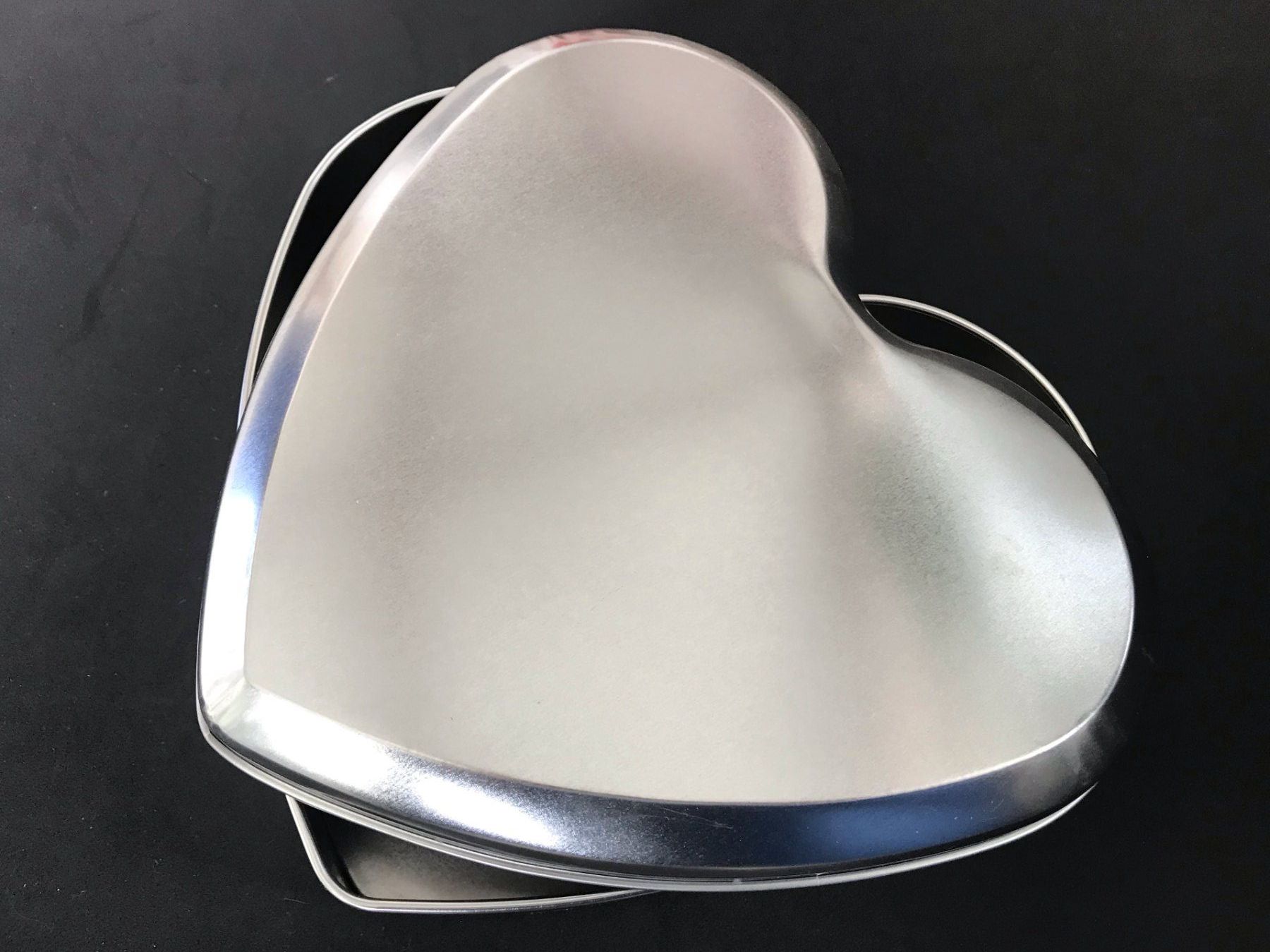 Kit bricolage: Guetslibüchse in Herzform aus Metall / NEU – Nuovo e nell'imballaggio originale da Dürrenäsch venduto da Didaedi 2