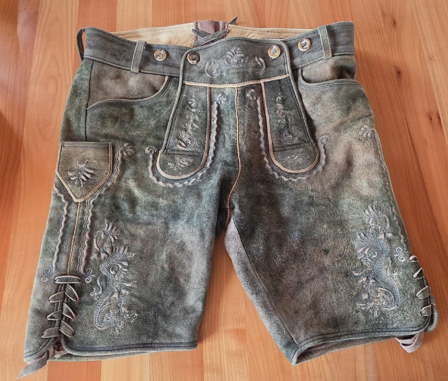Pantaloni: Trachten-Lederhose Gr 50/52 – Usato da Dachsen venduto da RAKEHEHA 1