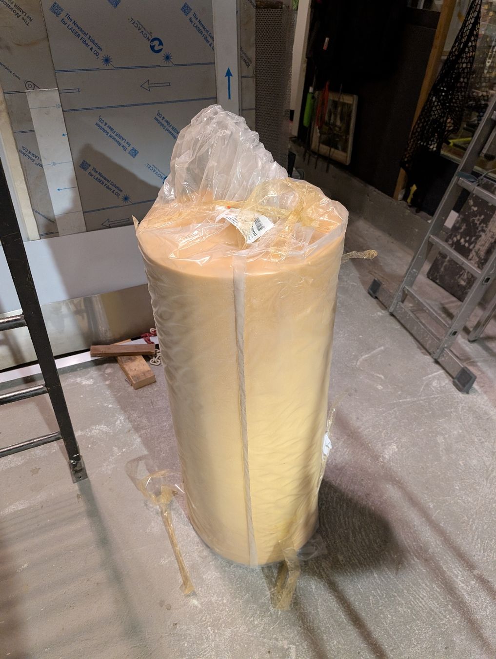 Piatti di portata: Schaumstoffplatte Polyether 5000x1000x30 cm ungebraucht – Nuovo e nell'imballaggio originale da Wallisellen venduto da Sladjko97