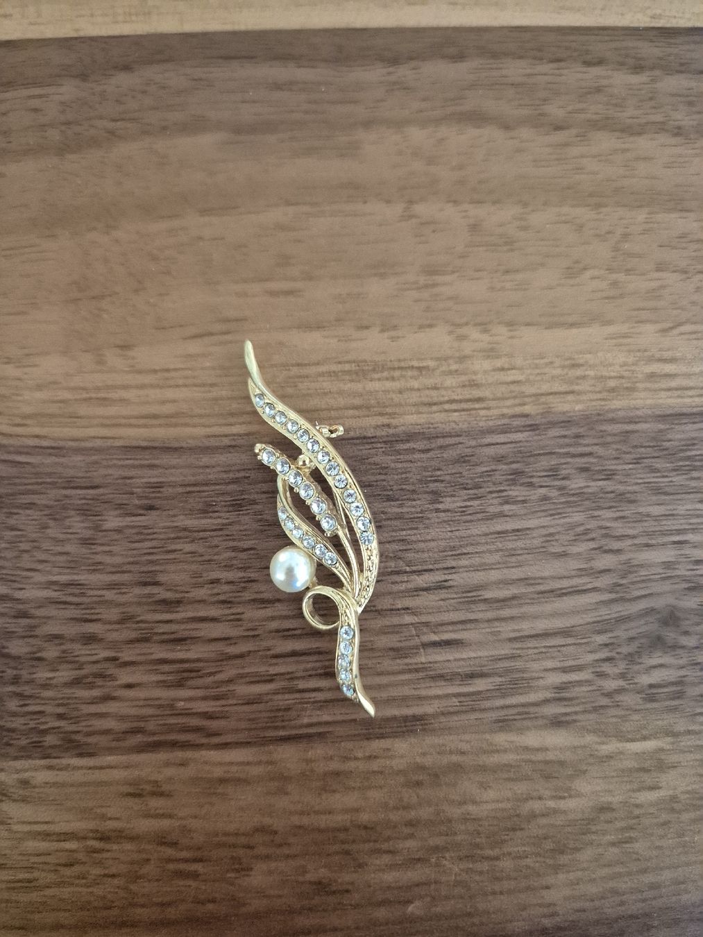 Broches & Aiguilles: Modeschmuck Brosche mit Perle – D'occasion à Schlieren par nat_76vd