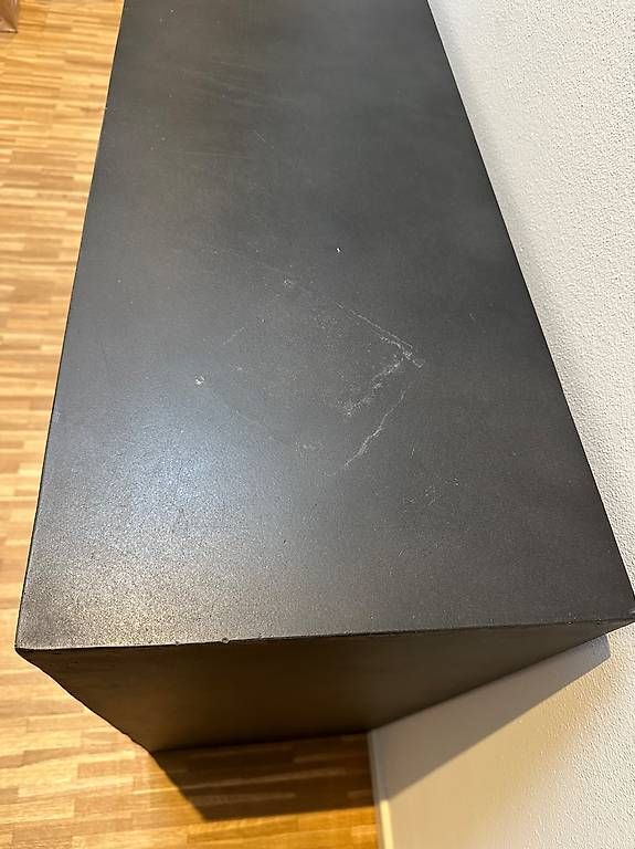 Cassettiere: Massive Betonkommode schwarz – Usato da Othmarsingen venduto da Bianchi05 3