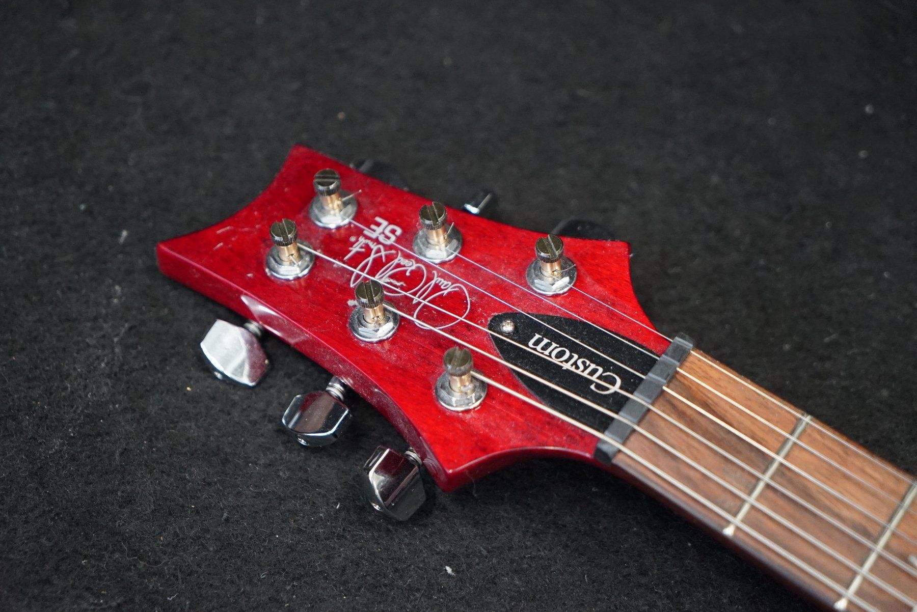 PRS Strumenti musicali: PRS SE Custom 24 Limited Edition in Charcoal Cherry Flame – Usato da Ortschwaben venduto da Musictrade 6