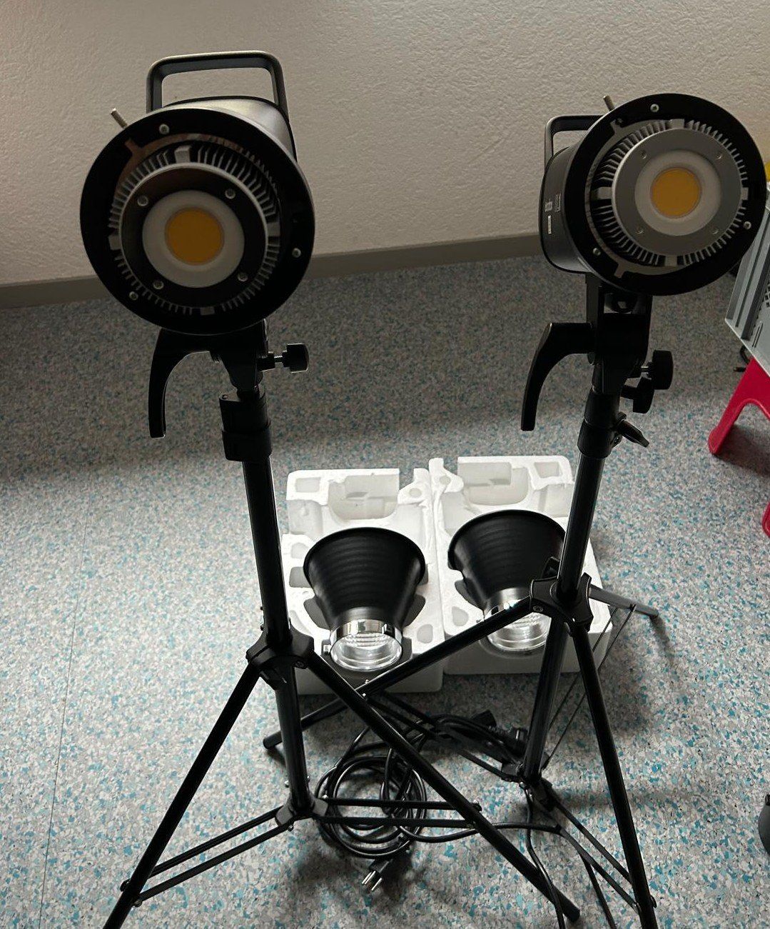 Lampade: Godox SL100D Set – Usato da Jegenstorf venduto da malartv 4