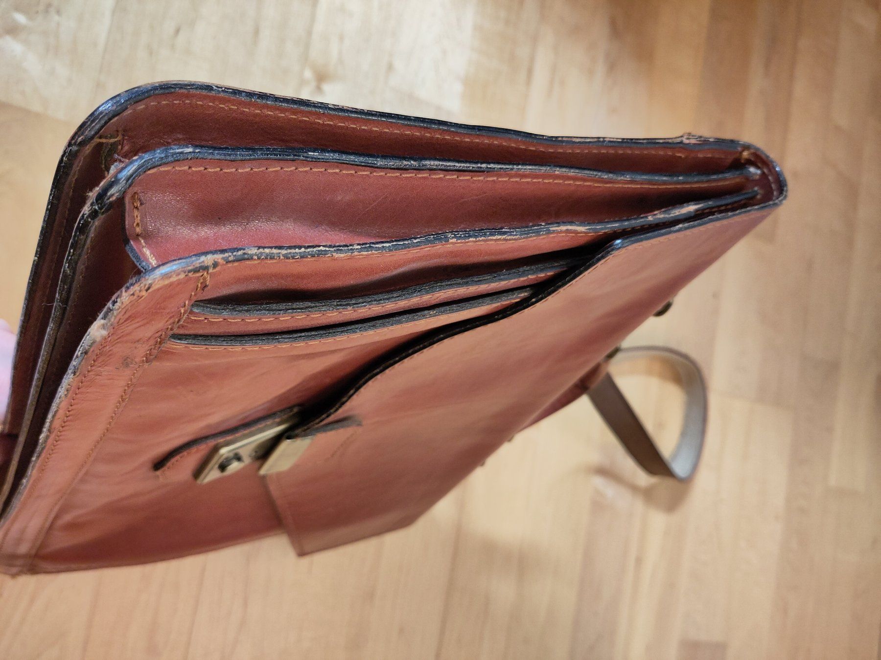 Koffer & Taschen: Ledertasche braunrot gebraucht – Gebraucht aus Meilen von Glaussonauten 1