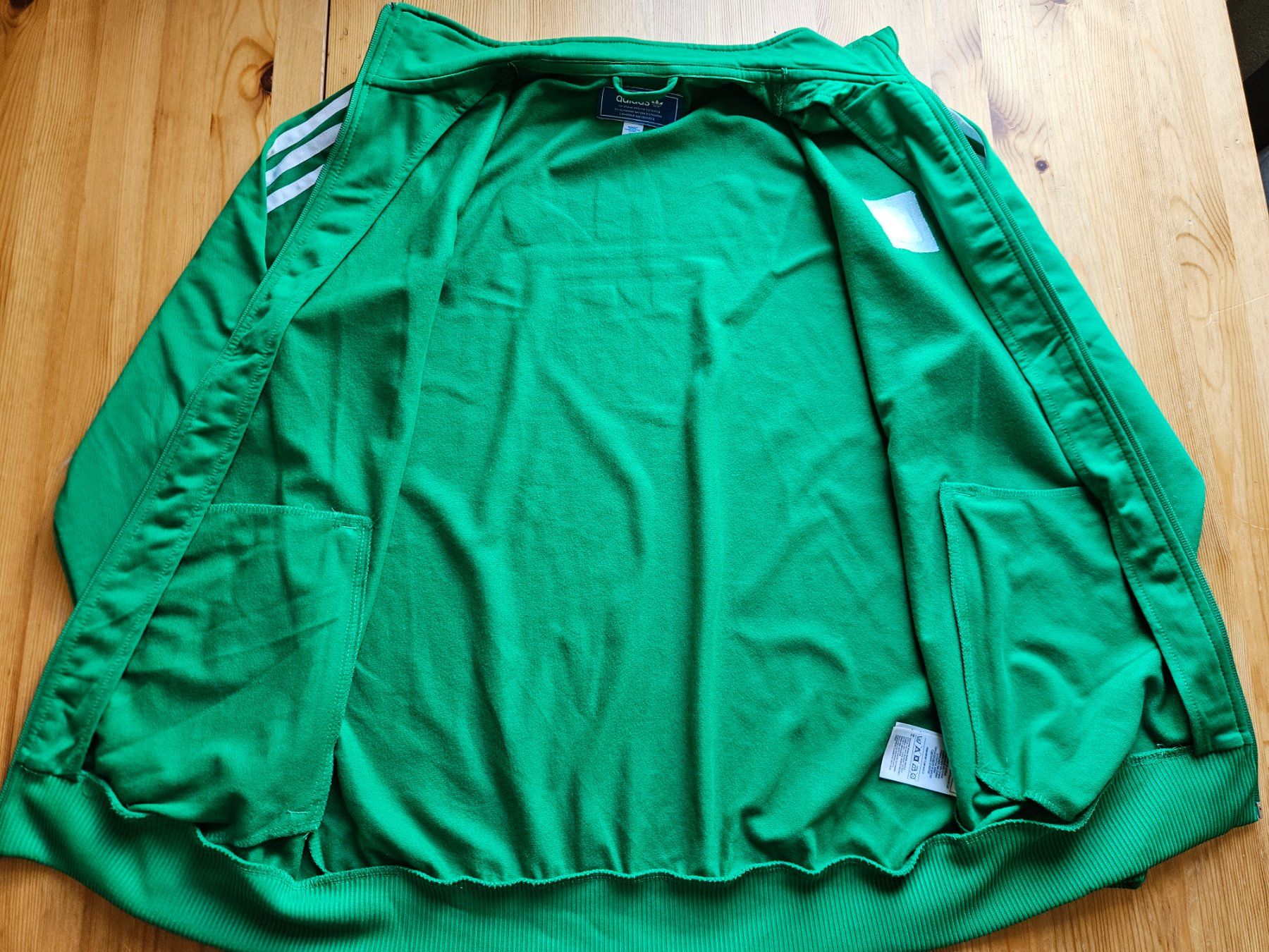 Adidas Giacche: Jacke adidas Grösse XL retro – Usato da Hägglingen venduto da United-Village-Trade 3