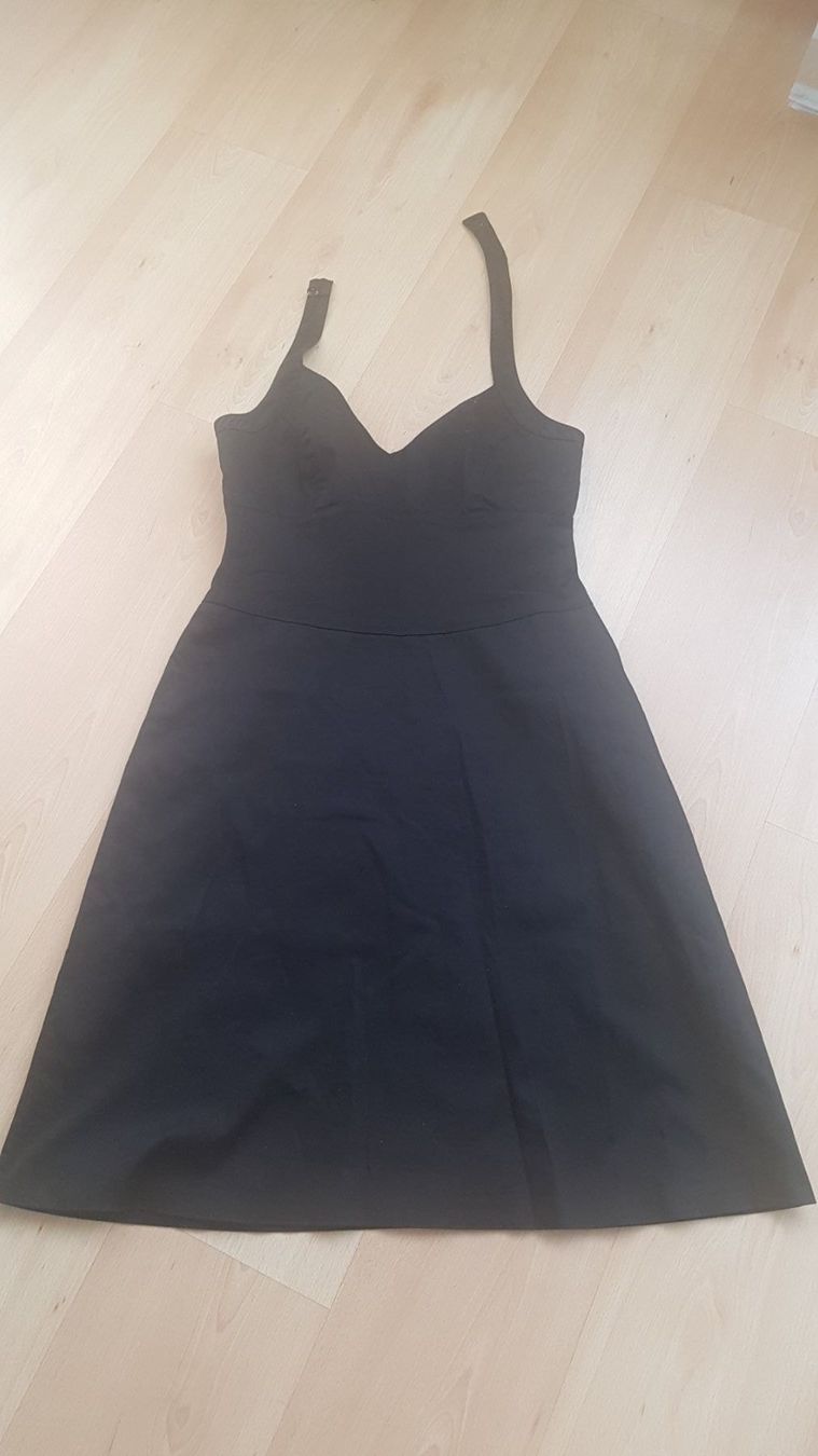 Vestiti: Festkleid Gr.42 von ZARA – Usato da Schöfflisdorf venduto da CrRG21