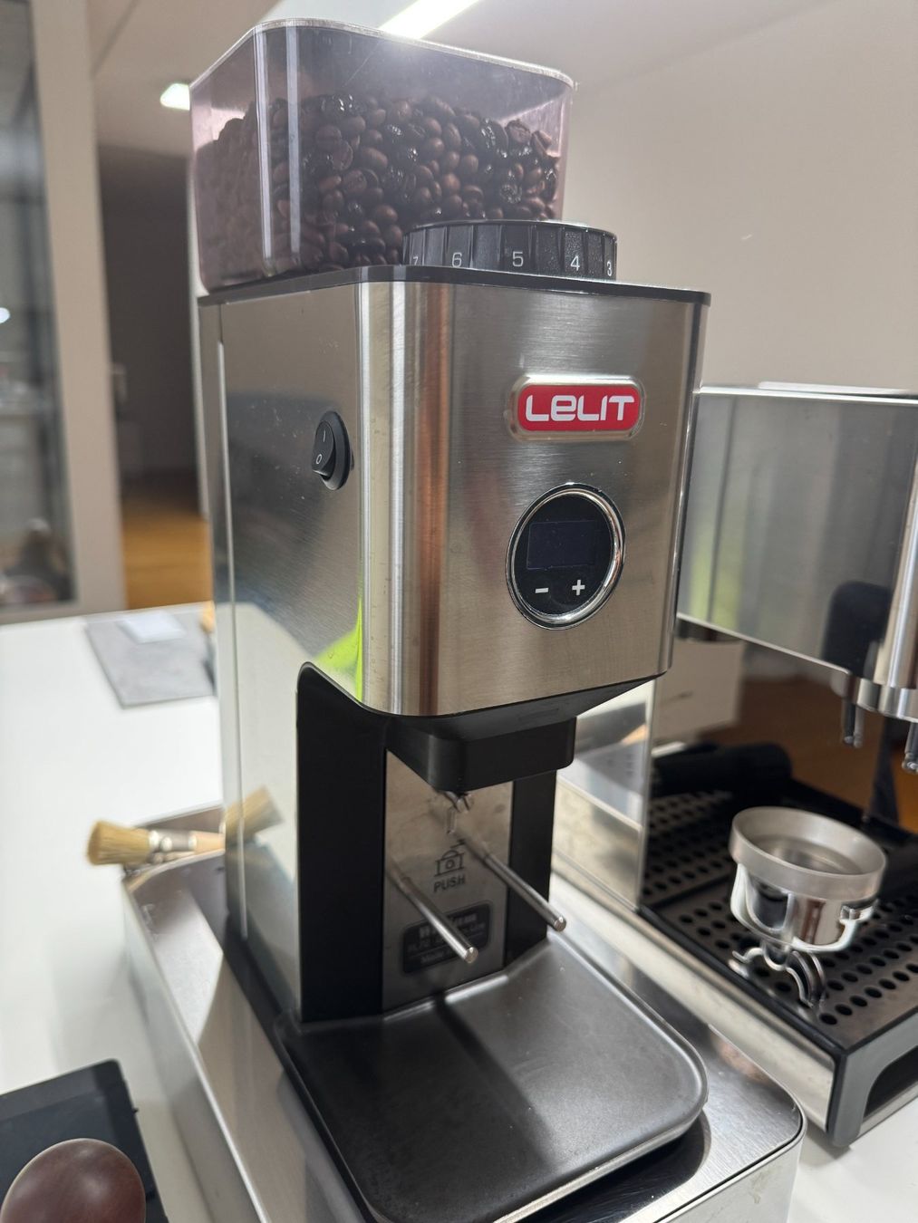 Lelit Kaffeemaschinen & Espressomaschinen: Anna PL41EM, PL 71 William Kaffeemühle SET – Gebraucht aus Lausen von stonks2buy 1