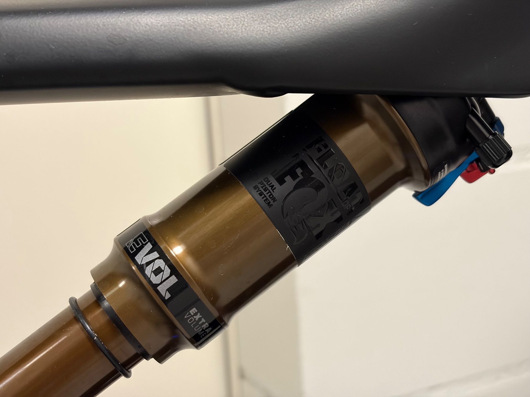 Orbea Biciclette: Orbea Rise H10 2023 Grösse L – Usato da Wichtrach venduto da Makena28 6
