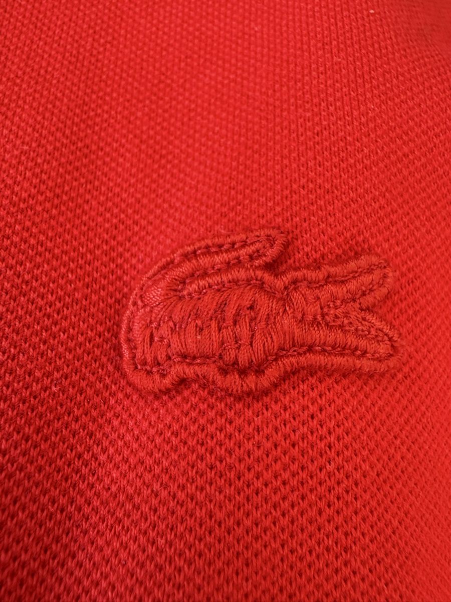 Lacoste T-Shirts: T-shirt Polo Lacoste rouge – Gebraucht aus Jongny von Rivierach 3