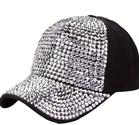 Glamouröse Cap mit Strasssteinen - Der Hingucker!