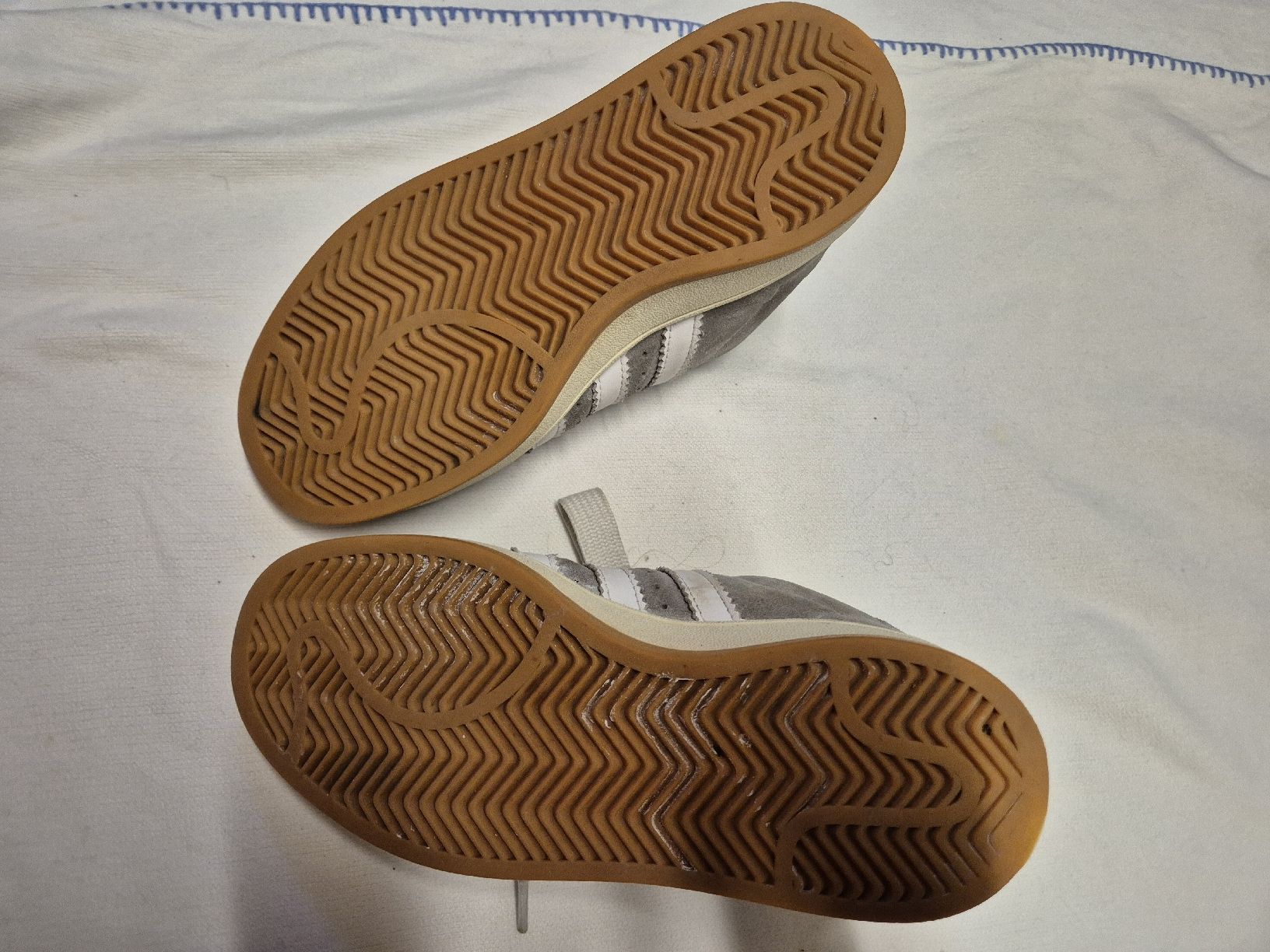 Adidas Chaussures femmes: Adidas Campus Sneaker Gr. 38 – D'occasion à Thalwil par Briscolina 9