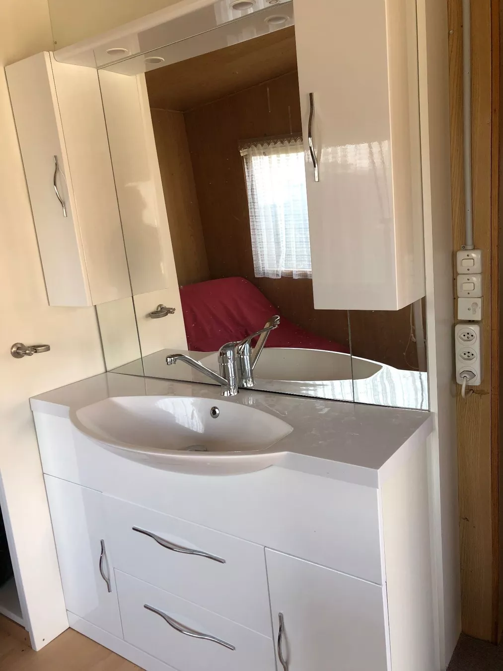 Badezimmermöbel: Badezimmermöbel – Gebraucht aus Biel/Bienne von Tuvalu05 3