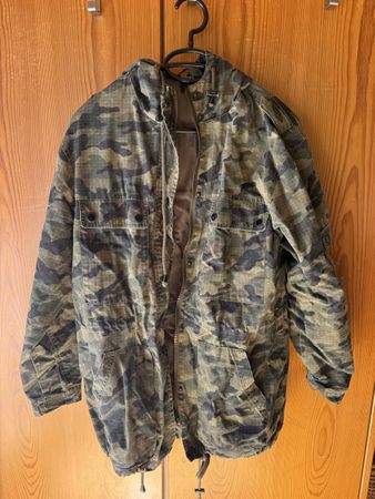 Camouflage print parka jacket 