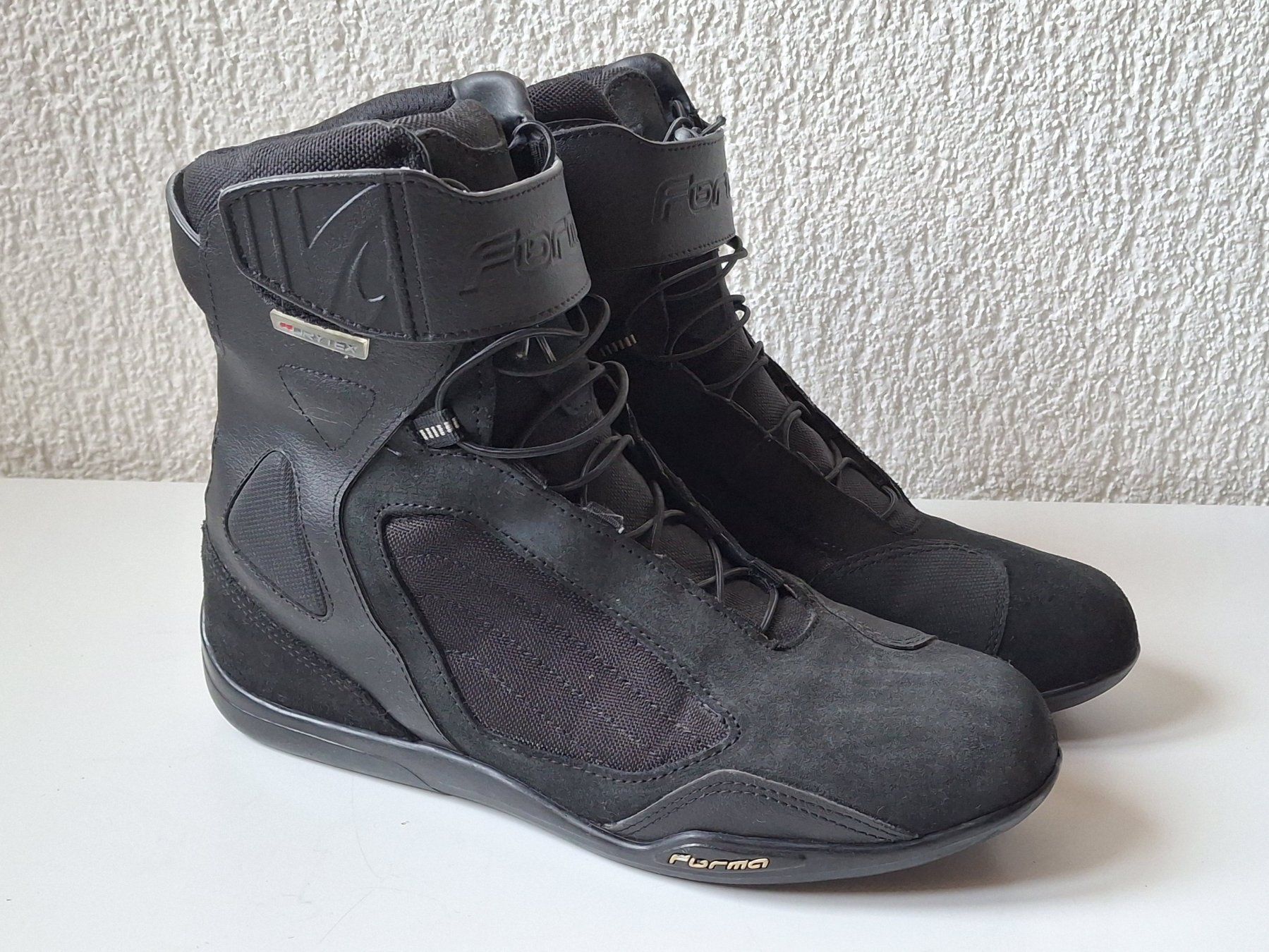 Scarpe da uomo: Bottes de moto Forma T44 – Usato da Les Bois venduto da Clyde12 1
