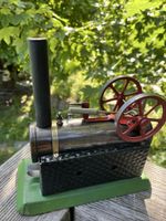 Antike Dampfmaschine um 1930/40