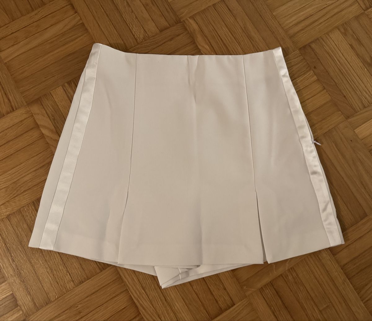 Zara Gonne: ZARA Hosenrock Gr. S – Nuovo (secondo la descrizione) da Wetzikon ZH venduto da tuna83 1